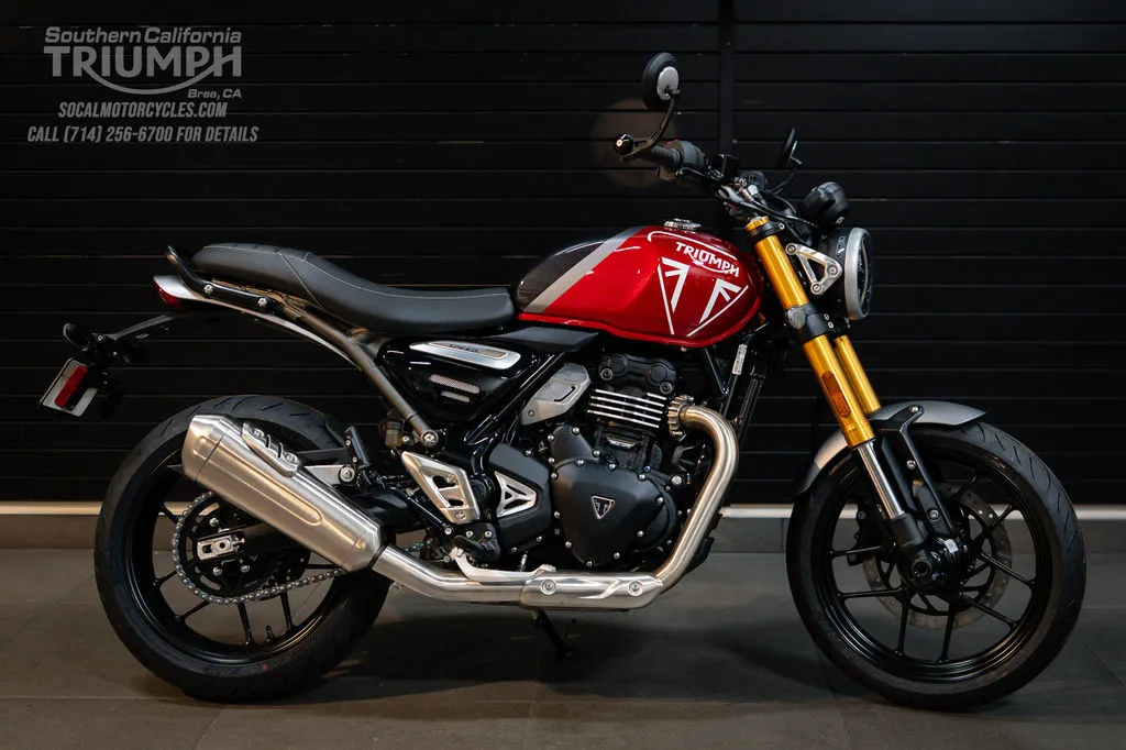 2026 Triumph Speed 400 in Lava Red Gloss / Storm Grey, photo 1 of 10
