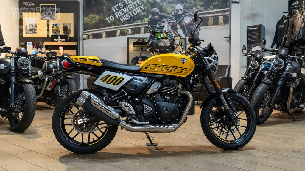2027 Triumph Tracker 400 in Racing Yellow, photo 1 of 7