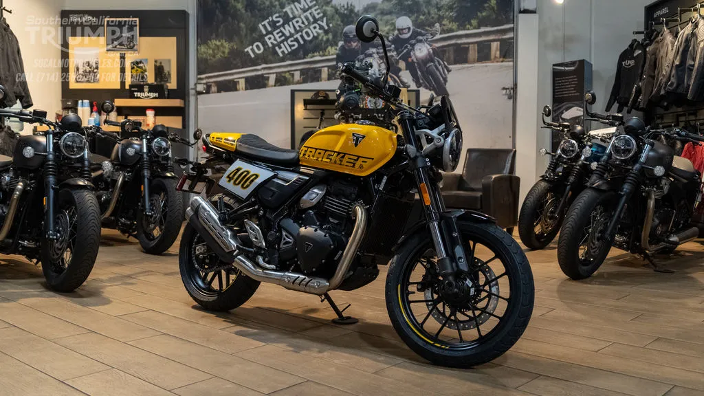 2027 Triumph Tracker 400 in Racing Yellow, photo 3 of 7
