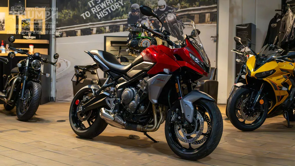 2024 Triumph Tiger Sport 660 in Korosi Red / Graphite, photo 3 of 8
