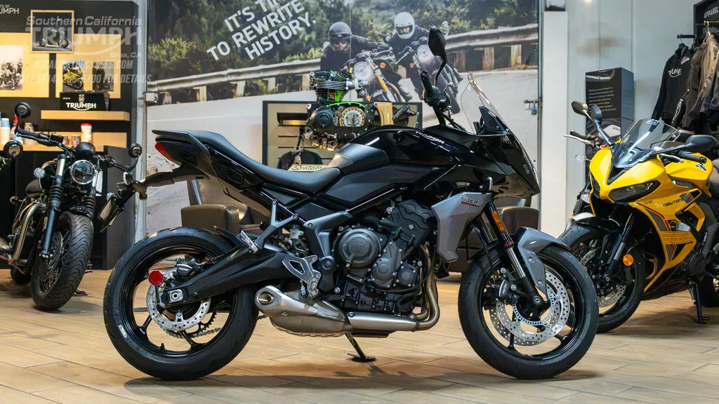 2024 Triumph Tiger Sport 660 in Jet Black / Graphite, photo 1 of 8