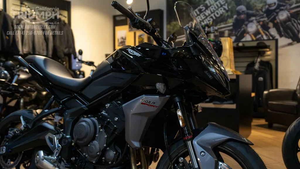 2024 Triumph Tiger Sport 660 in Jet Black / Graphite, photo 2 of 8