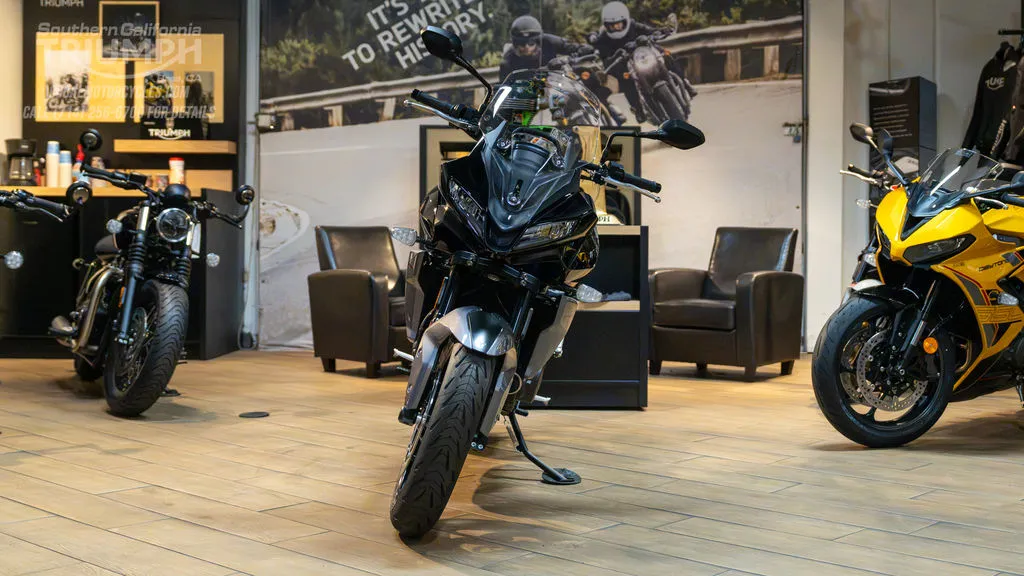 2024 Triumph Tiger Sport 660 in Jet Black / Graphite, photo 4 of 8