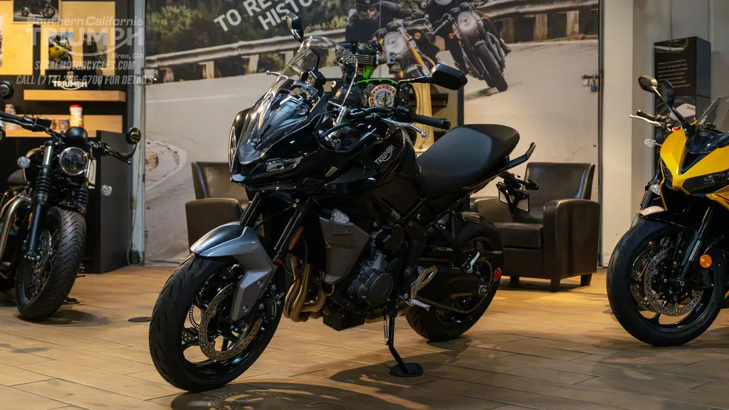2024 Triumph Tiger Sport 660 in Jet Black / Graphite, photo 5 of 8