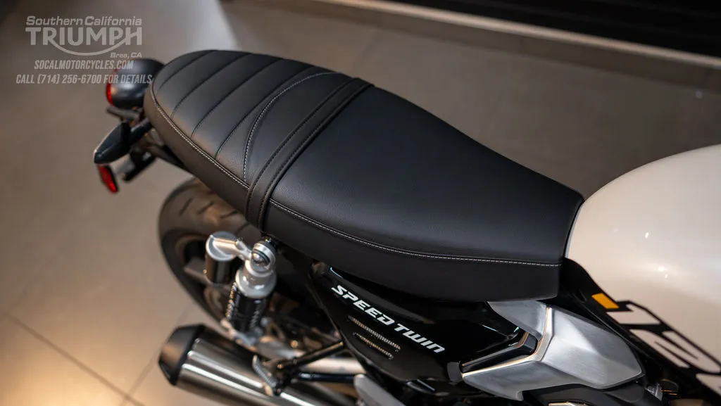 2025 Triumph Speed Twin 1200 in Crystal White / Sapphire Black, photo 4 of 11