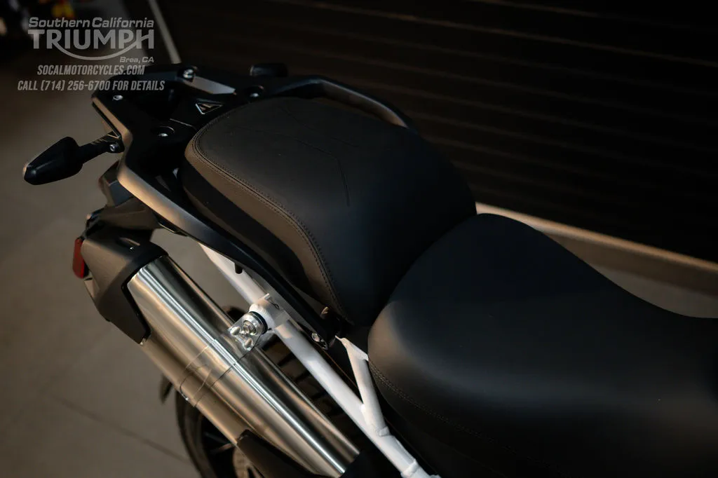 2025 Triumph Tiger 1200 Rally Explorer in Matte Khaki Green, photo 4 of 10