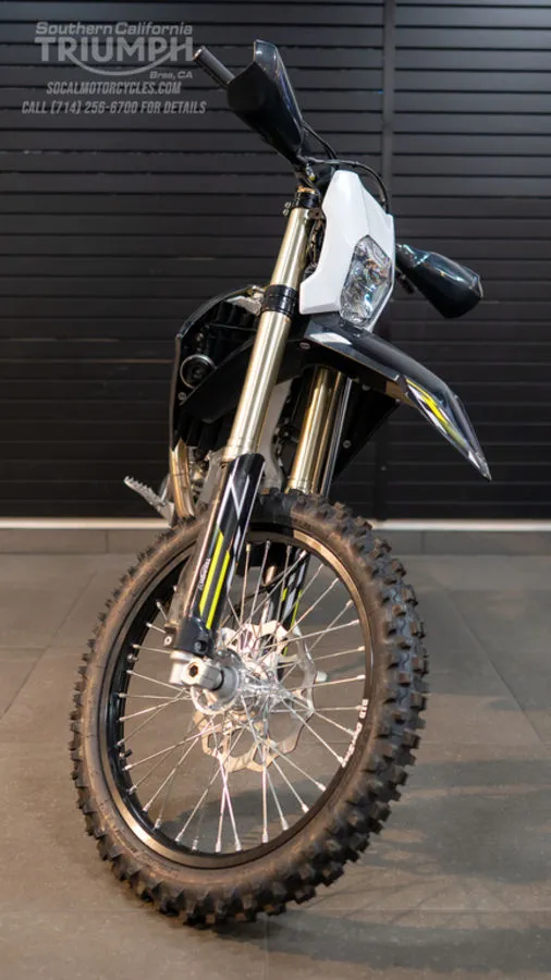 2026 Triumph TF 450-E in Jet Black/Pure White, photo 7 of 11