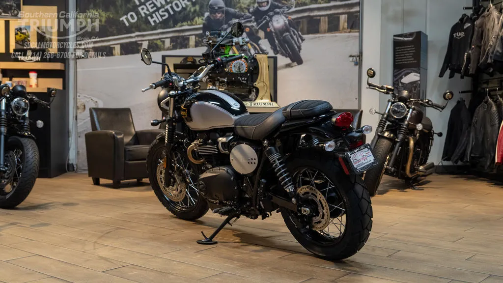 2025 Triumph Scrambler 900 in Sapphire Black/Aluminum Silver, photo 7 of 8