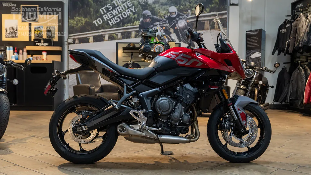 2025 Triumph Tiger Sport 660 in Carnival Red, photo 1 of 8