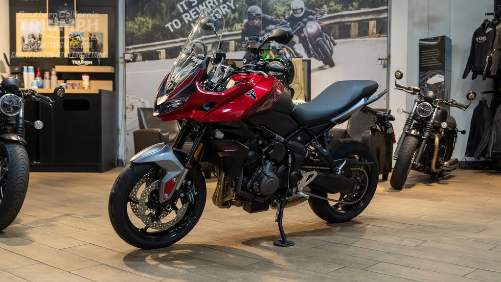 2025 Triumph Tiger Sport 660 in Carnival Red, photo 5 of 8