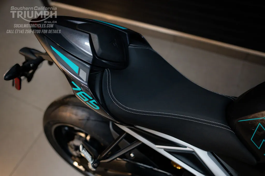 2026 Triumph Street Triple 765 RS in Granite, photo 5 of 10