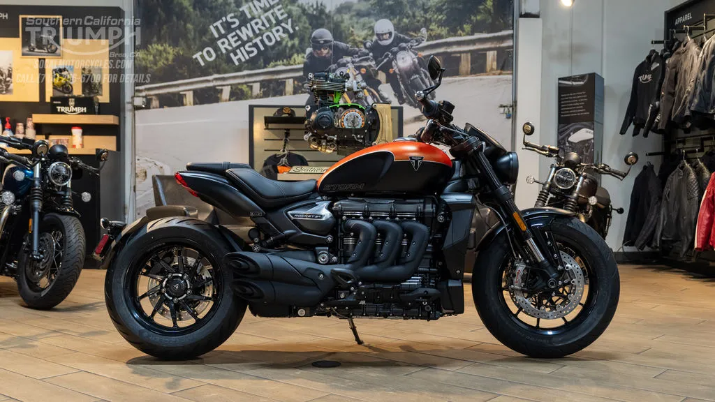 2026 Triumph Rocket 3 Storm R in Satin Baja Orange / Matte Sapphire Black, photo 1 of 8