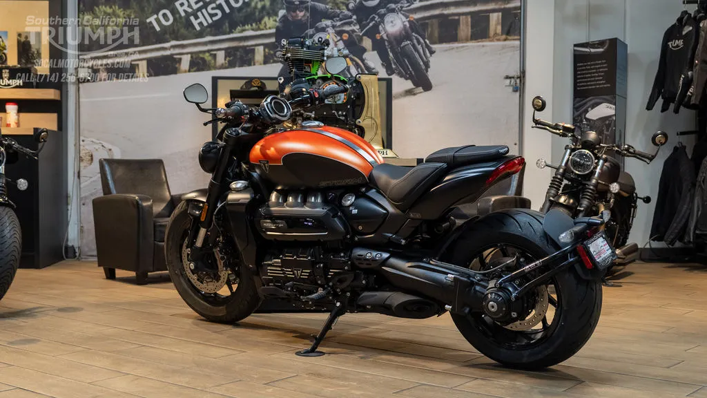 2026 Triumph Rocket 3 Storm R in Satin Baja Orange / Matte Sapphire Black, photo 7 of 8