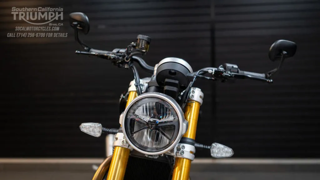 2026 Triumph Speed Twin 1200 RS in Sapphire Black, photo 8 of 13