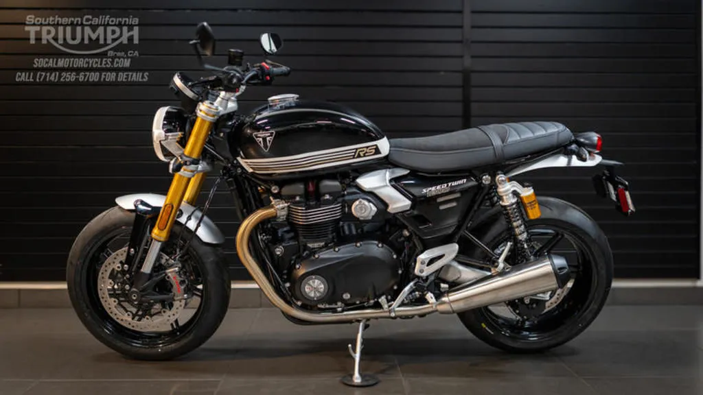 2026 Triumph Speed Twin 1200 RS in Sapphire Black, photo 11 of 13