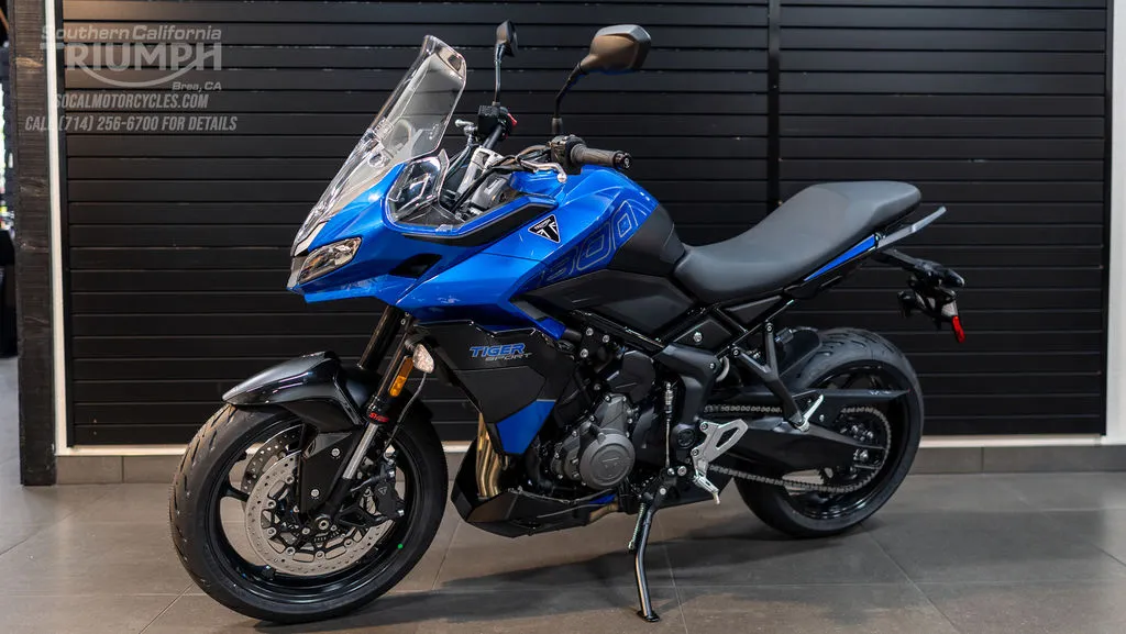 2026 Triumph Tiger Sport 800 in Caspian Blue / Sapphire Black, photo 8 of 11