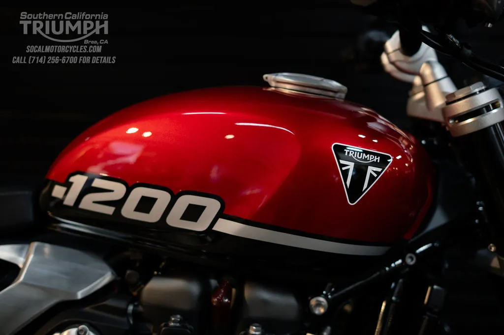 2026 Triumph Speed Twin 1200 in Carnival Red / Sapphire Black, photo 2 of 10