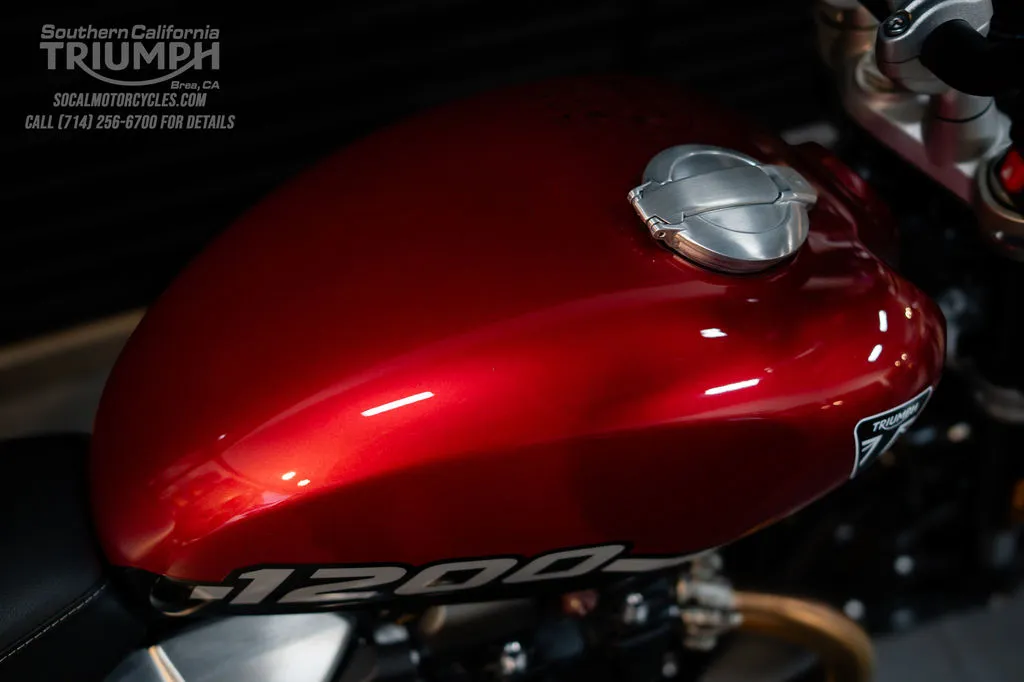 2026 Triumph Speed Twin 1200 in Carnival Red / Sapphire Black, photo 3 of 10