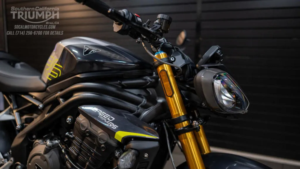 2026 Triumph Speed Triple 1200 RS in Granite / Triumph Performance Yellow, photo 2 of 12