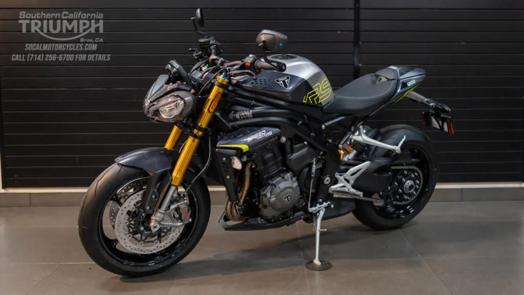2026 Triumph Speed Triple 1200 RS in Granite / Triumph Performance Yellow, photo 9 of 12