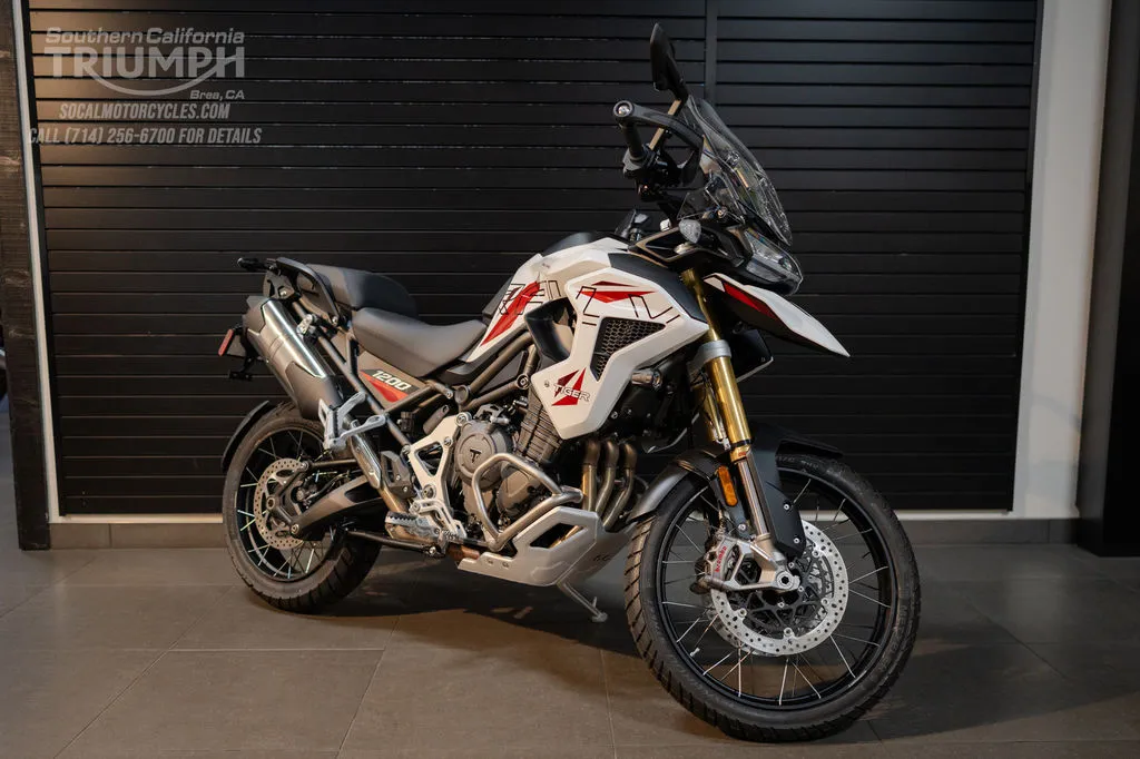2026 Triumph Tiger 1200 Rally Pro Desert Edition in Crystal White, photo 5 of 10