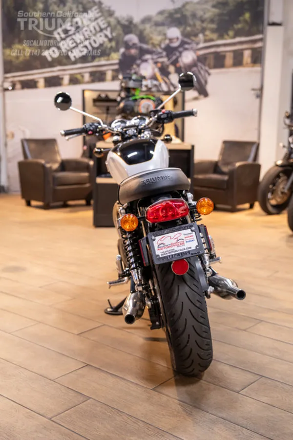 2026 Triumph Bonneville T100 in Snowdonia White / Sapphire Black, photo 8 of 9