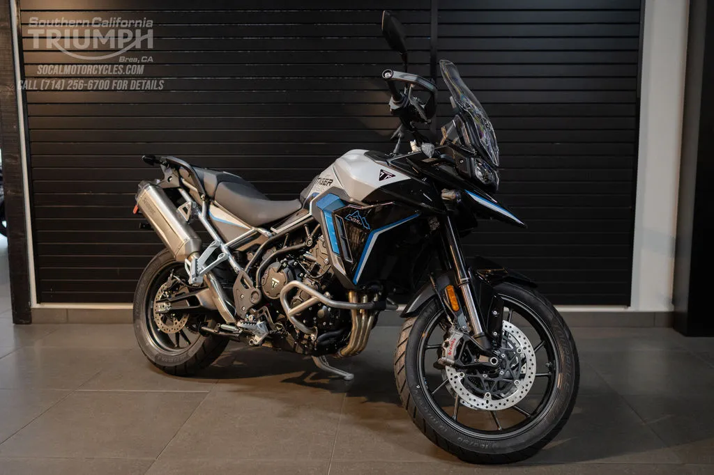 2026 Triumph Tiger 900 GT Pro Alpine Edition in Snowdonia White, photo 5 of 10