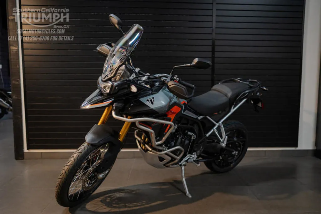 2026 Triumph Tiger 900 Rally Pro Desert Edition in Urban Grey, photo 7 of 10