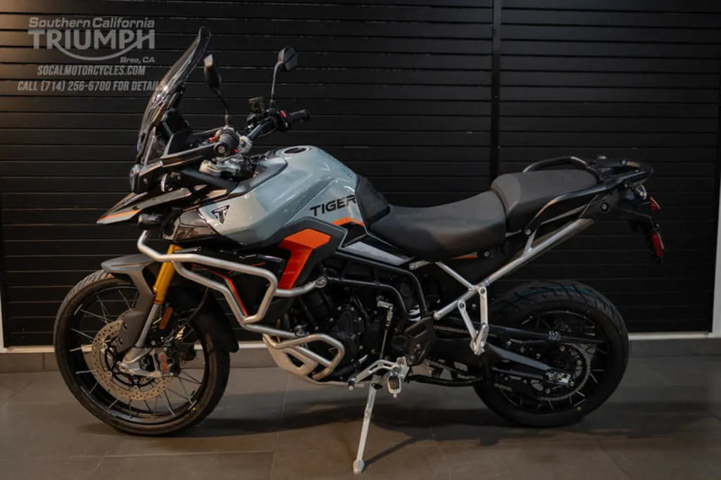 2026 Triumph Tiger 900 Rally Pro Desert Edition in Urban Grey, photo 8 of 10