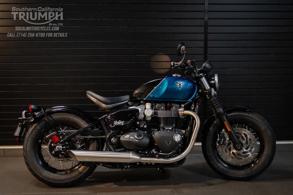 2026 Triumph Bonneville Bobber in Interstellar Blue / Sapphire Black, photo 1 of 9