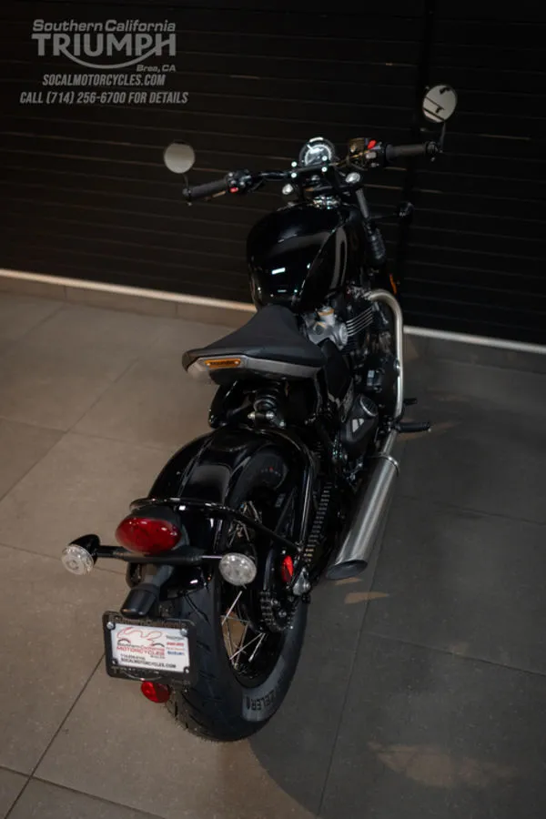 2026 Triumph Bonneville Bobber in Jet Black, photo 9 of 9