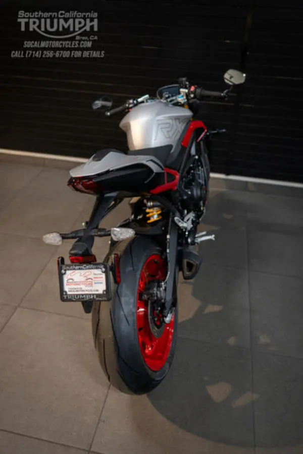 2026 Triumph Street Triple 765 RX in Matte Aluminum, photo 9 of 9