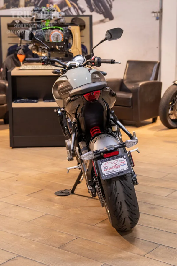 2026 Triumph Trident 660 in Stone Grey, photo 8 of 9