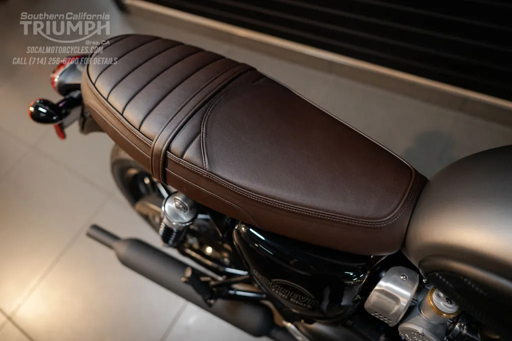 2026 Triumph Bonneville T120 Black in Matte Silver Ice / Matte Sapphire Black, photo 4 of 10