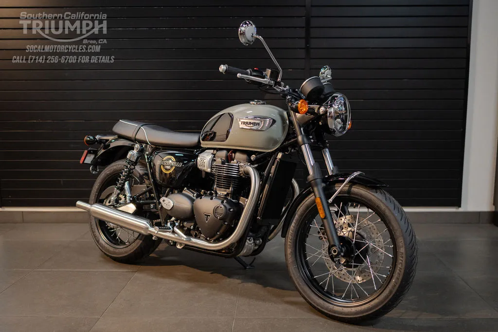 2026 Triumph Bonneville T100 in Stone Grey, photo 5 of 10