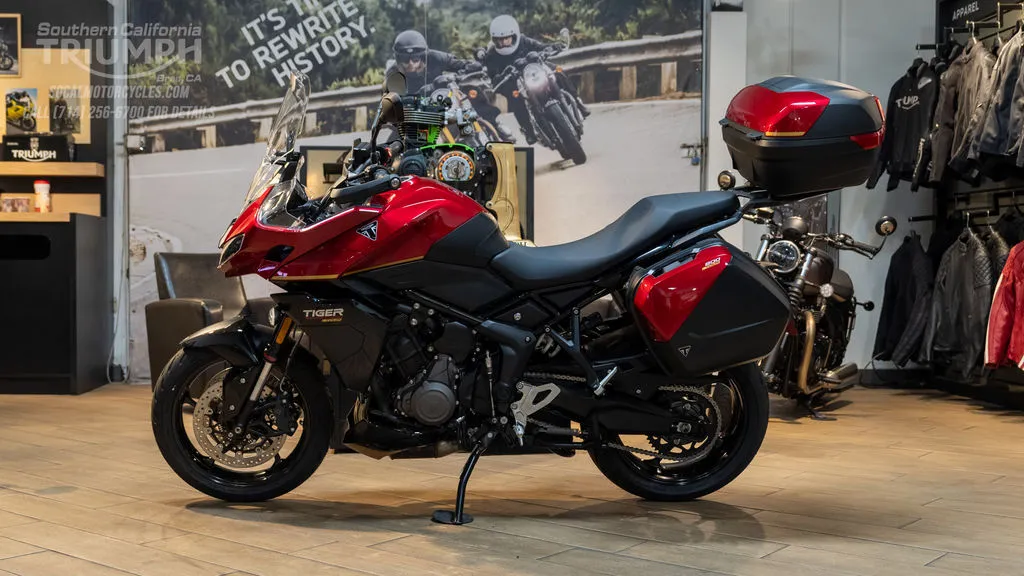 2026 Triumph Tiger Sport 800 Tour in Carnival Red, photo 6 of 8