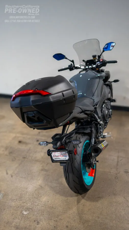 2023 Yamaha MT-10 in Gray, photo 10 of 10