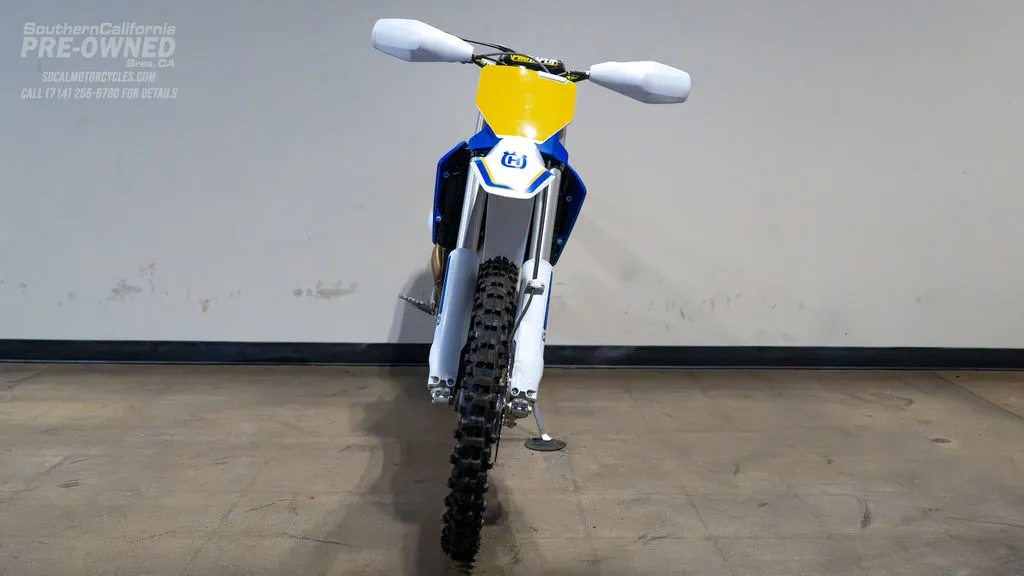 2025 Husqvarna FX 350 Heritage in Heritage Livery, photo 4 of 8