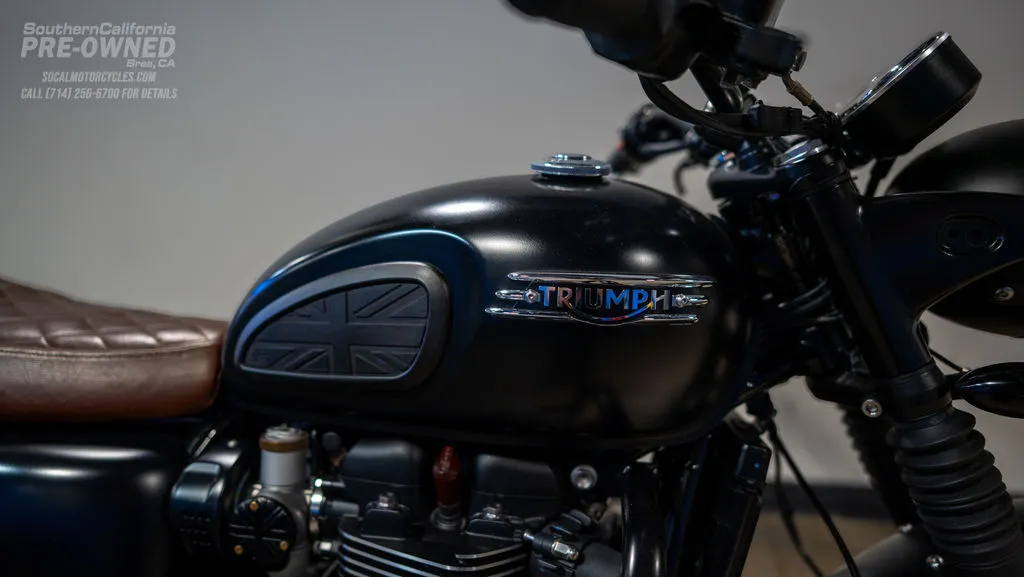 2024 Triumph Bonneville T120 in Stealth Black, photo 2 of 10